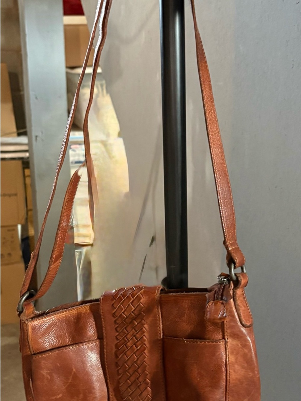 Brown Leather Crossbody Bag with Flap Closure - Picture 5 of 7